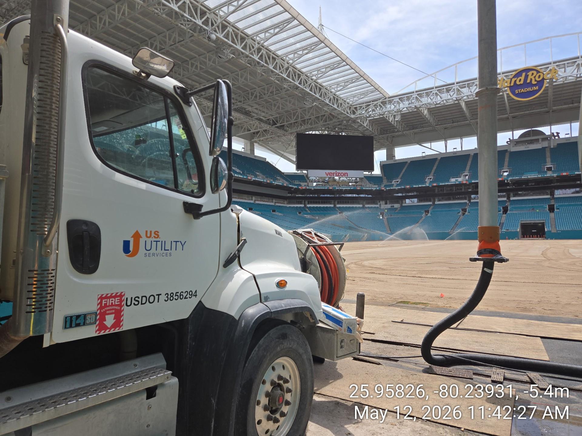 Licensed and certified utility services crew South Florida